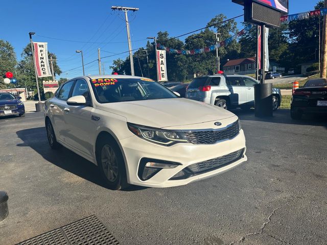 2020 Kia Optima LX