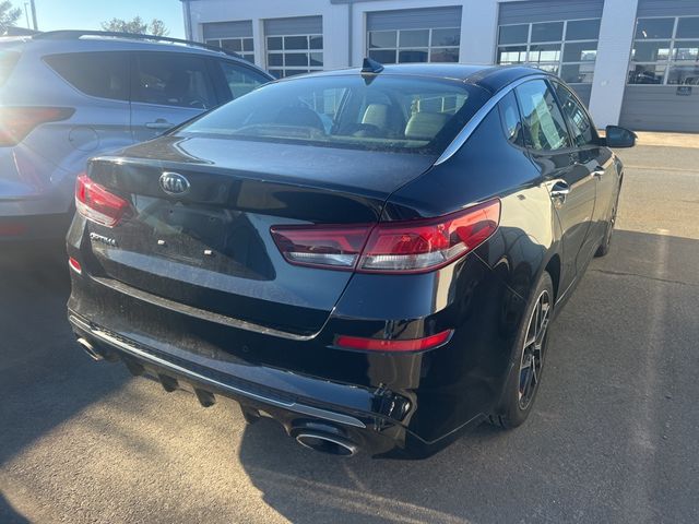 2020 Kia Optima SE