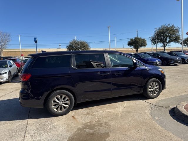 2020 Kia Sedona LX