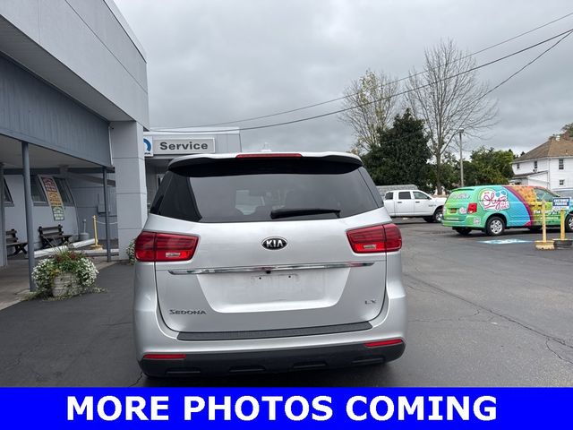 2020 Kia Sedona LX