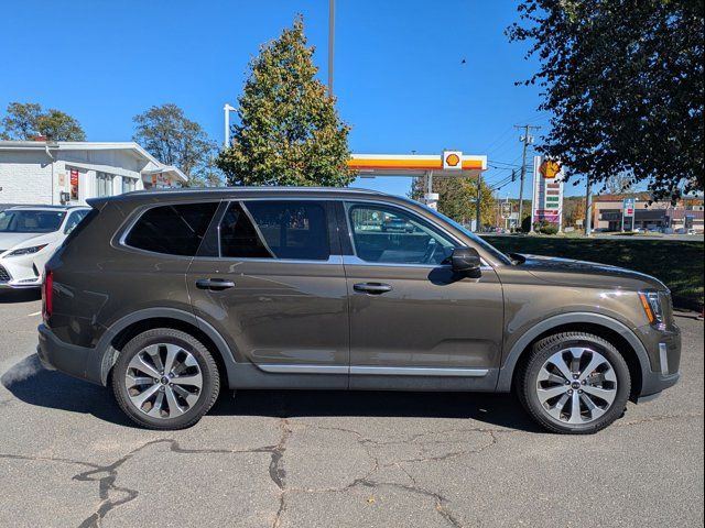 2020 Kia Telluride S
