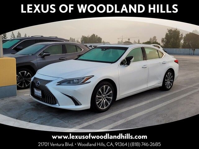 2020 Lexus ES 300h