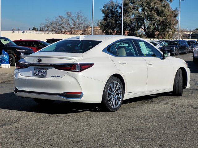 2020 Lexus ES 300h