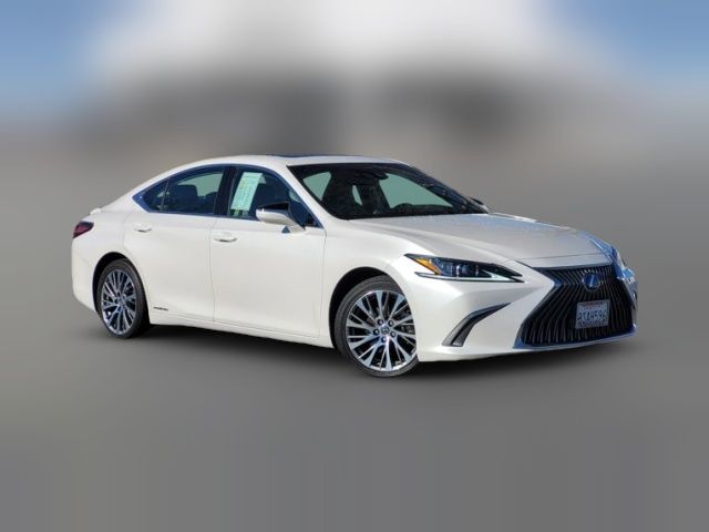 2020 Lexus ES 300h