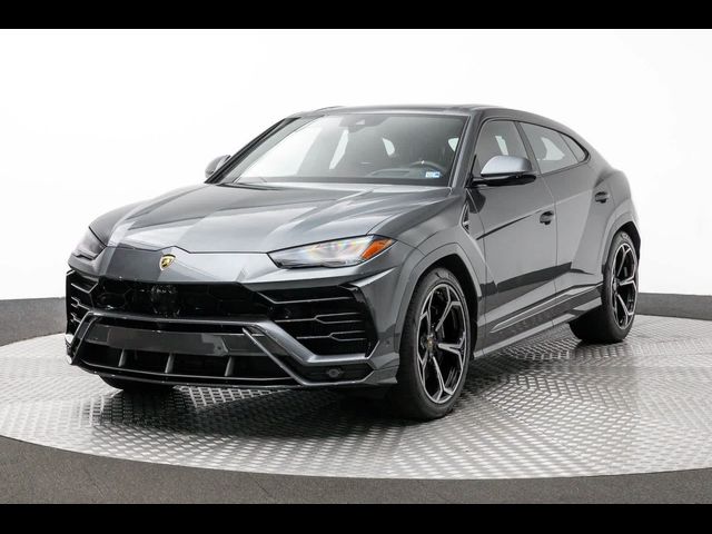 2020 Lamborghini Urus Base