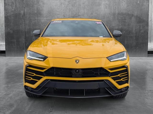 2020 Lamborghini Urus Base