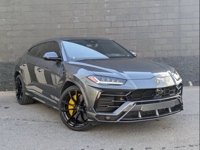 2020 Lamborghini Urus Base