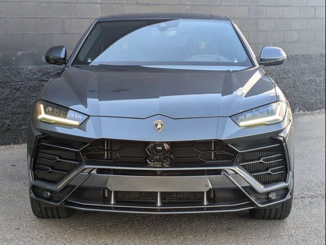 2020 Lamborghini Urus Base