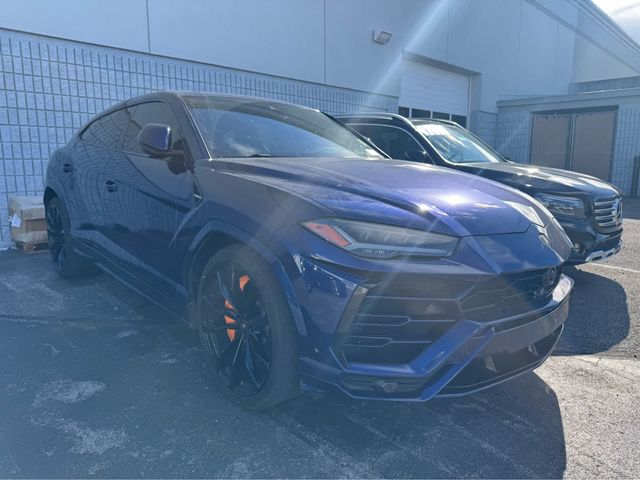 2020 Lamborghini Urus Base