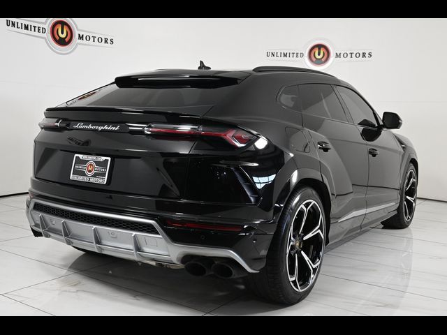 2020 Lamborghini Urus Base