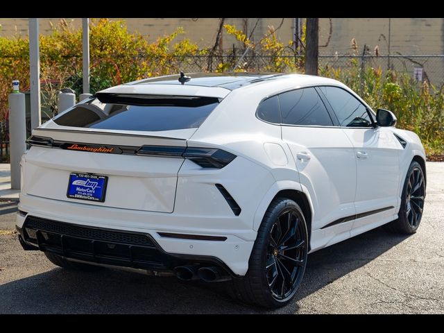 2020 Lamborghini Urus Base