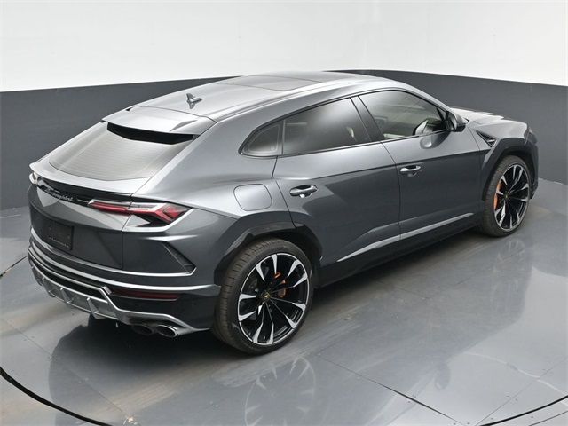 2020 Lamborghini Urus Base