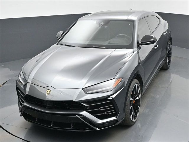 2020 Lamborghini Urus Base