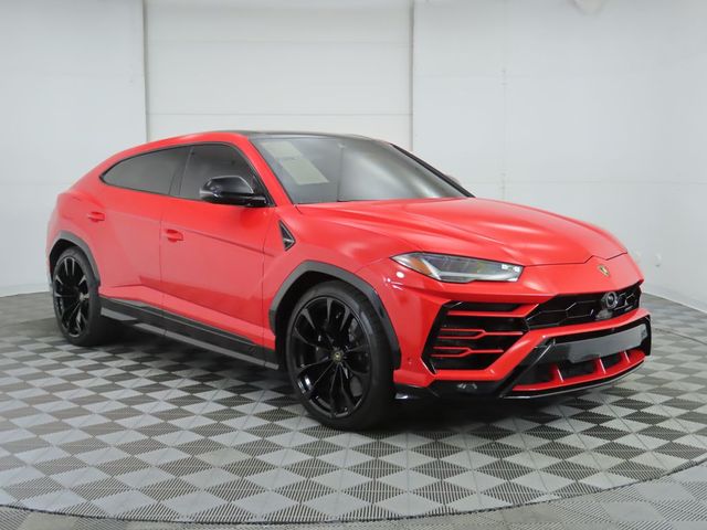 2020 Lamborghini Urus Base