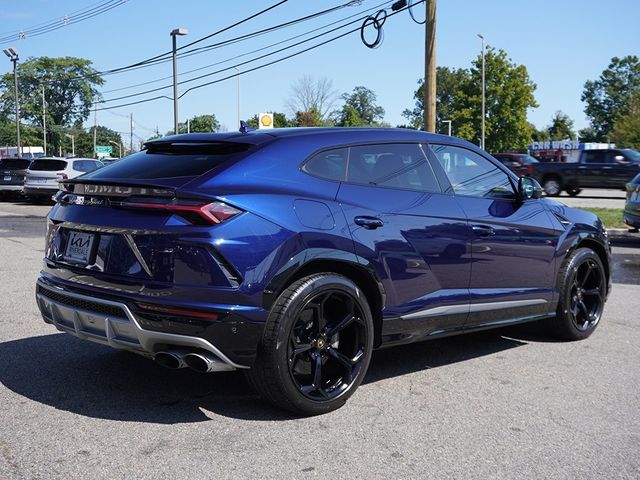 2020 Lamborghini Urus Base