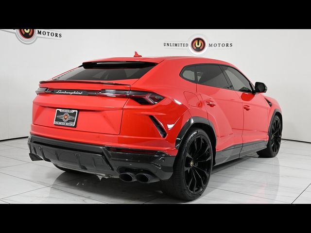 2020 Lamborghini Urus Base