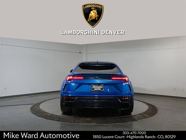 2020 Lamborghini Urus Base