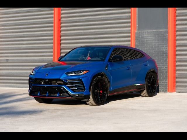 2020 Lamborghini Urus Base