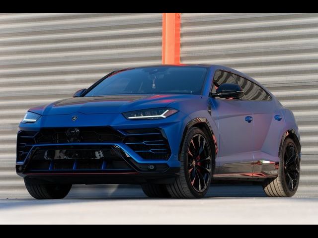 2020 Lamborghini Urus Base