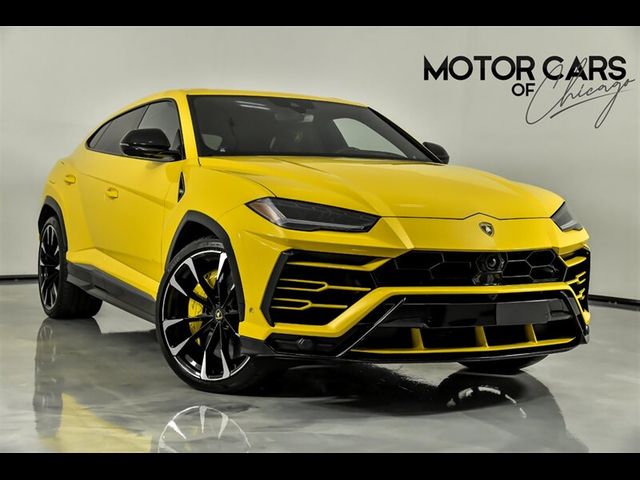 2020 Lamborghini Urus Base