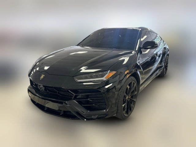 2020 Lamborghini Urus Base