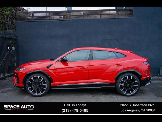 2020 Lamborghini Urus Base