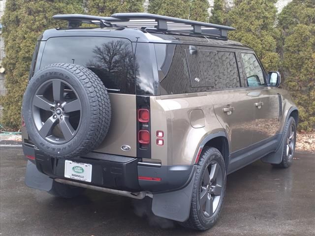 2020 Land Rover Defender SE