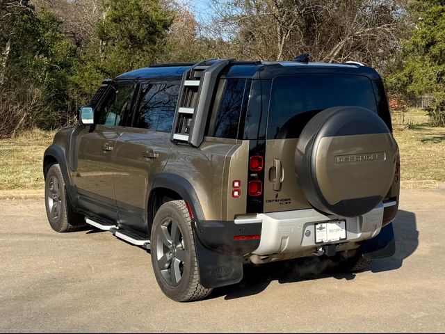 2020 Land Rover Defender SE