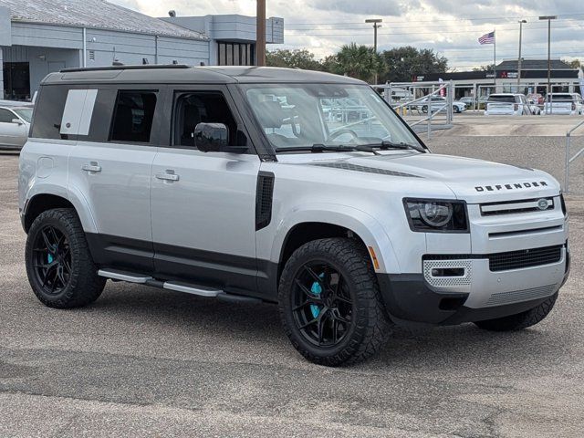 2020 Land Rover Defender SE