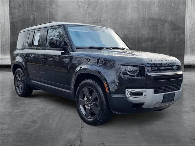 2020 Land Rover Defender SE