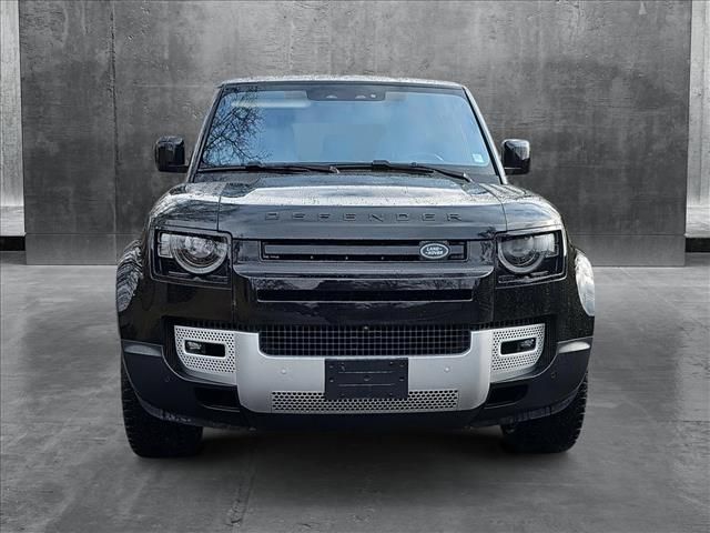 2020 Land Rover Defender SE