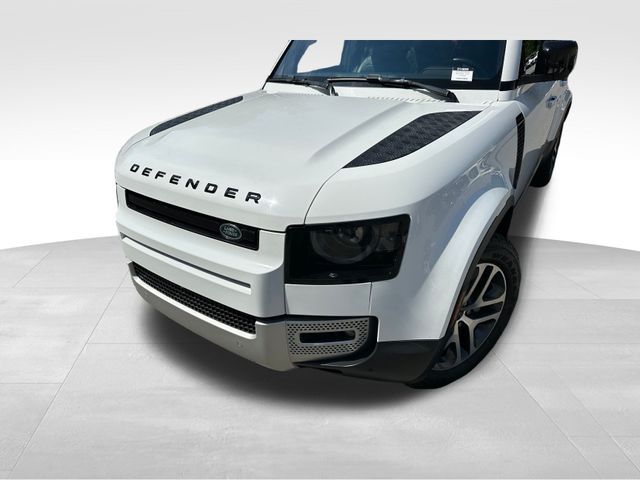 2020 Land Rover Defender SE
