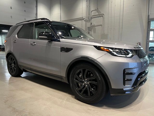 2020 Land Rover Discovery Landmark Edition