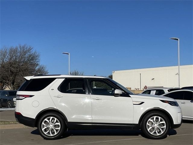 2020 Land Rover Discovery SE