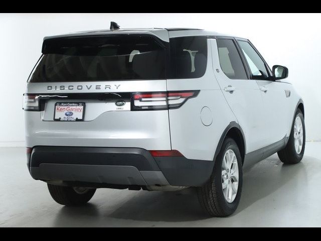 2020 Land Rover Discovery SE