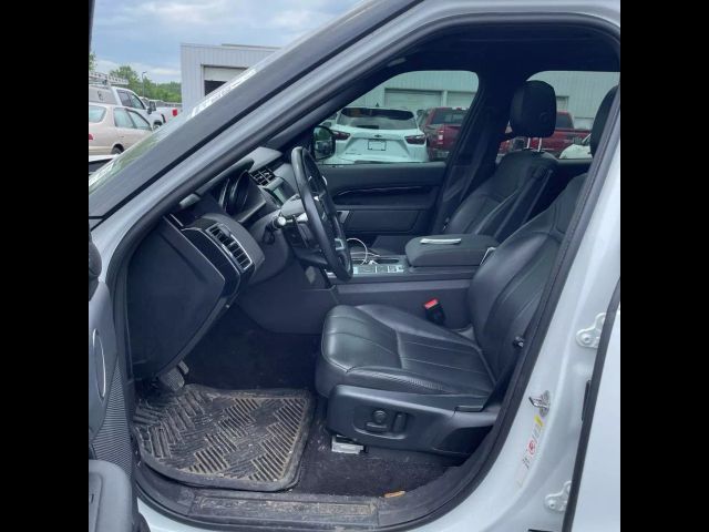 2020 Land Rover Discovery SE
