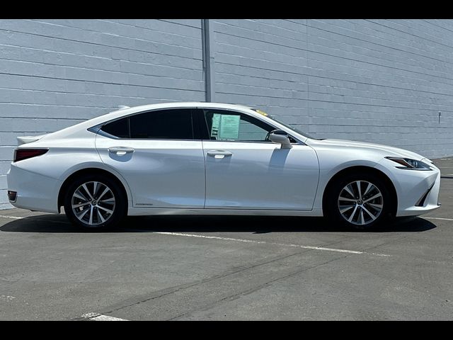 2020 Lexus ES 300h