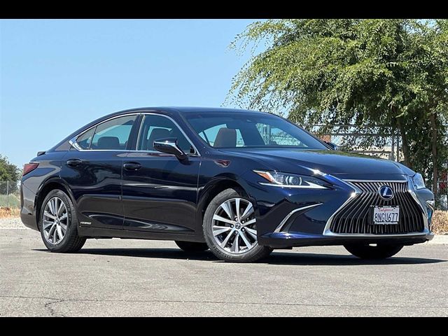 2020 Lexus ES 300h