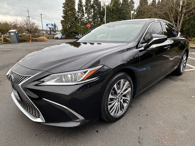 2020 Lexus ES 300h