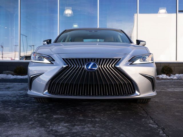 2020 Lexus ES 300h