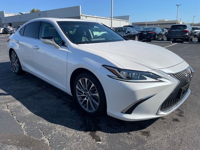 2020 Lexus ES 300h