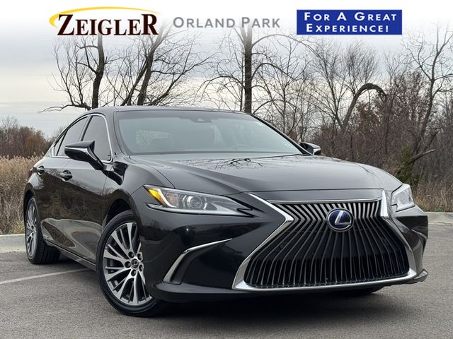 2020 Lexus ES 300h