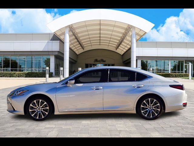 2020 Lexus ES 300h