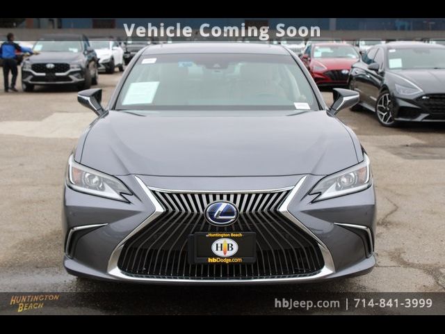 2020 Lexus ES 300h