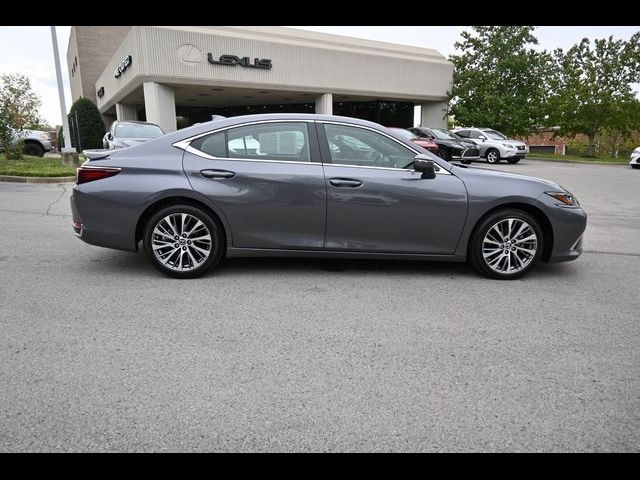 2020 Lexus ES 300h