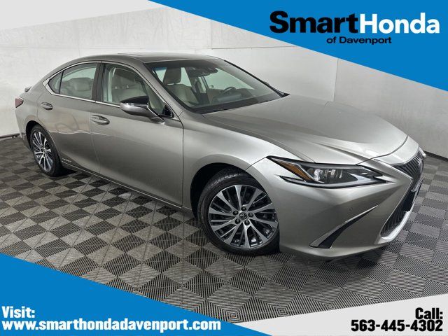 2020 Lexus ES 300h