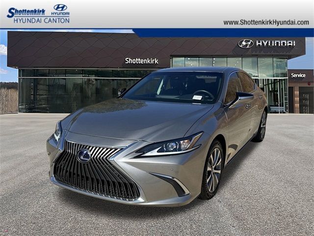 2020 Lexus ES 300h