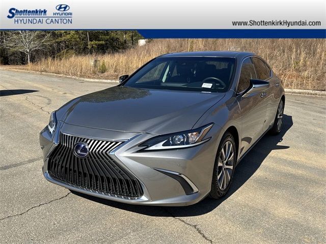 2020 Lexus ES 300h