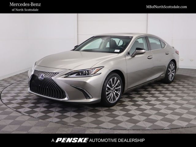 2020 Lexus ES 300h