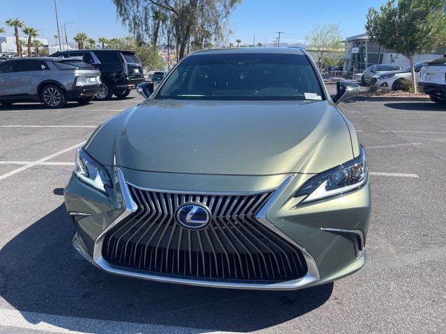 2020 Lexus ES 300h